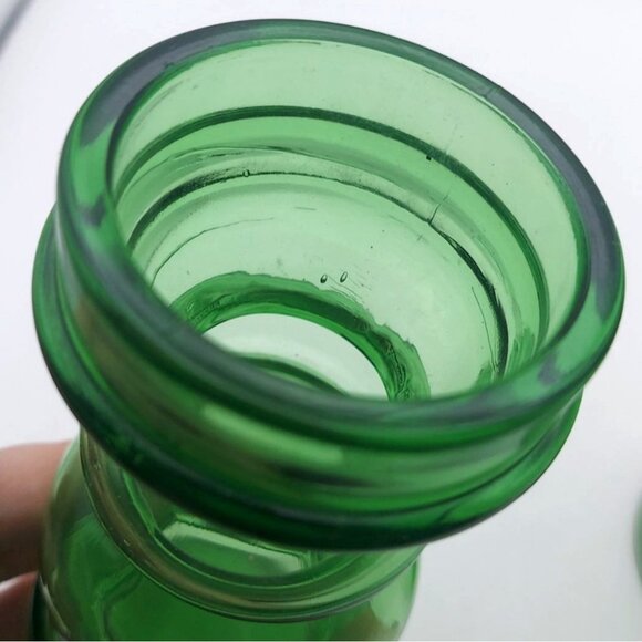 Vintage MCM Italian Green Pressed Glass Candle Holders Vases Signed Set Of 2 - Picture 8 of 9